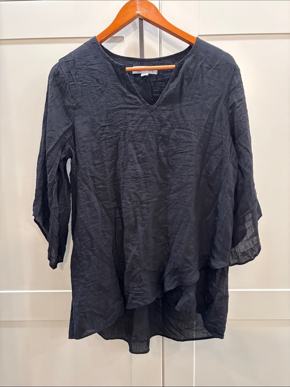 Breathable Black V-Neck Women's Top